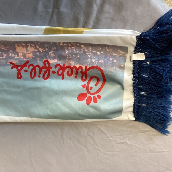 Chick-fil-A Scarf First to Five Blue Fringe Novelty Restaurant Los Angeles LA - Picture 10 of 13